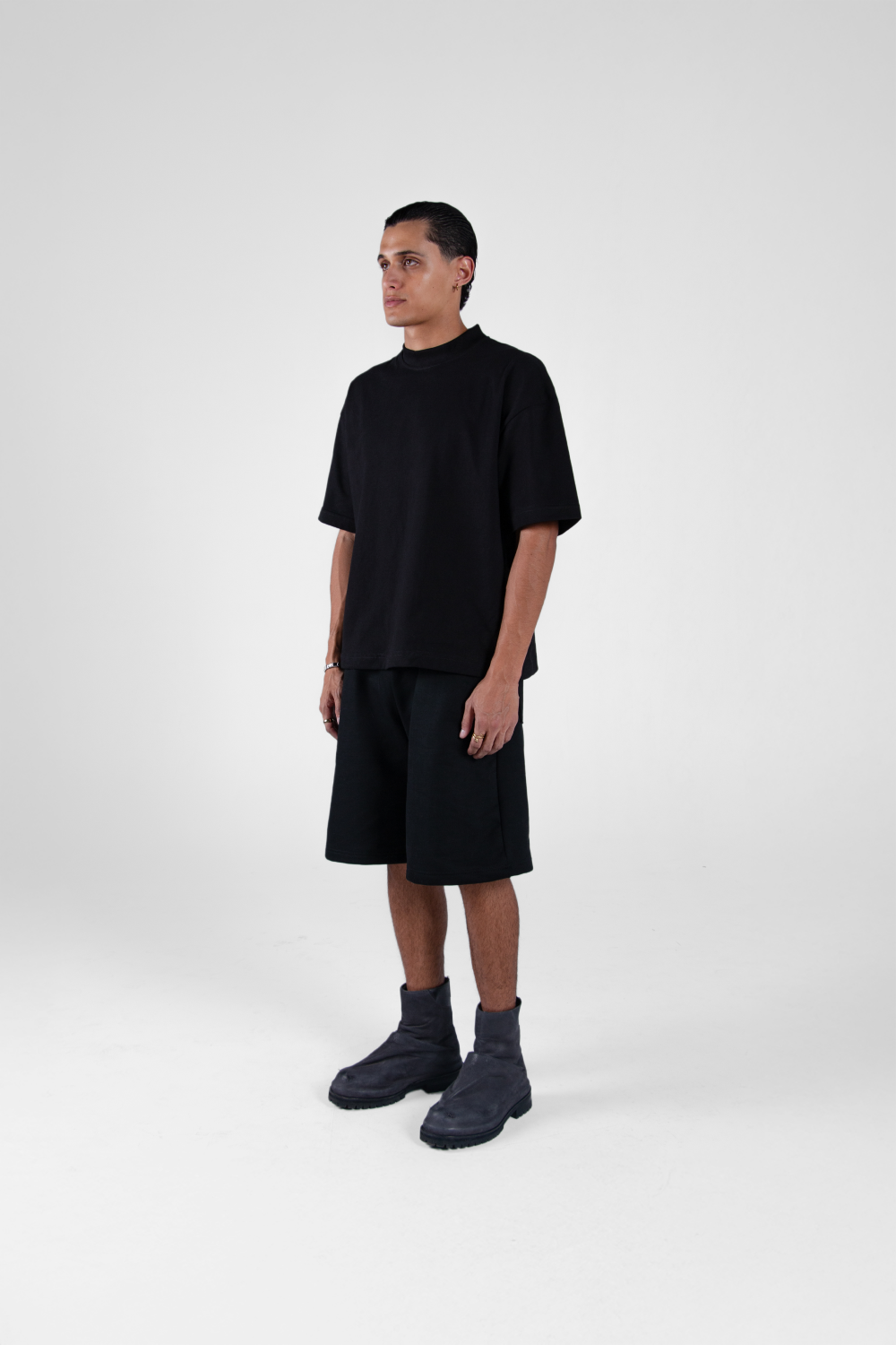 Vantablack Shorts 450 GSM